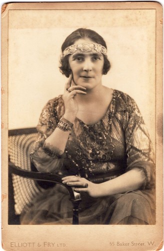 Sophie caroline bertelot - caroline,