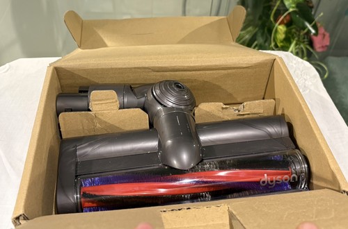 Marca bew dyson grande - v6,
