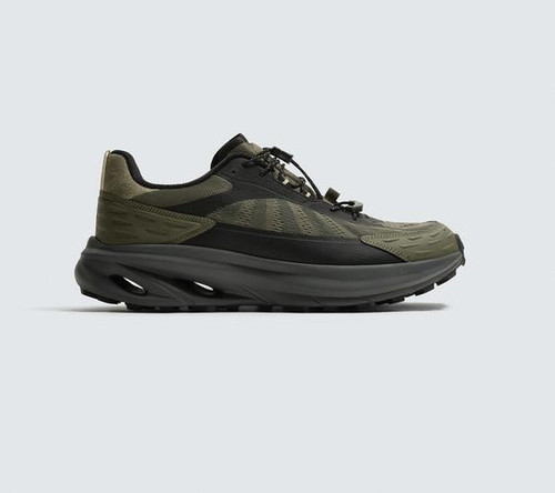 Sneaker design zara - di,