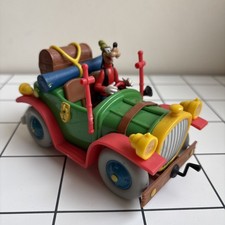 La macchina di Pippo - gadget Topolino n. 2472