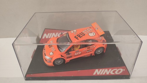 Slot car ninco renault megane - car,