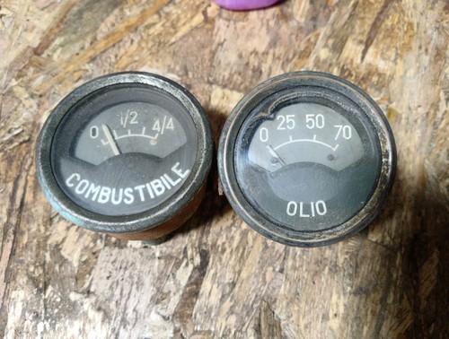 Coppia strumenti combustibile - strumenti,