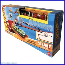 Hot Wheels Mega Rally Set /