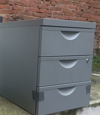 Cassettiera IKEA Erik grigia