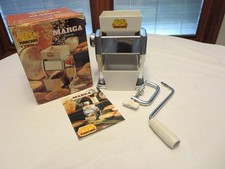 Mulino macina cereali - e,
