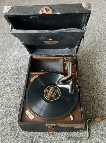 Hmv 101 wind gramophone - 101, up