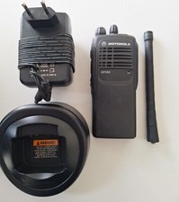 1x Caricabatteria VHF motorola