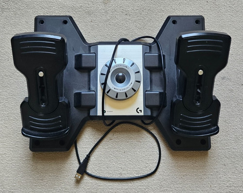 Logitech saitek pro - g,