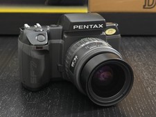 Pentax SF7 con ottica Pentax AF 28-80 mm F3.5/5.6