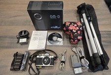 OLYMPUS OM-D E-M10 MarkII