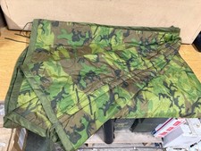 GENUINE US ARMY VIETNAM ERDL PONCHO LINER CAMOUFLAGE CENTER SEAM MINT NEW !!!!!