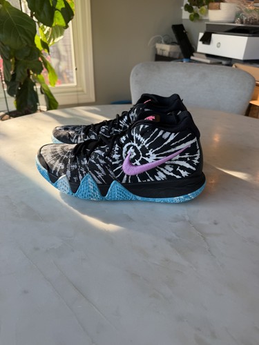 Taglia nike kyrie 4 - taglia,