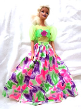 B652 - BARBIE 2000s abito ampio principessa neon con gioiello conchiglia viola