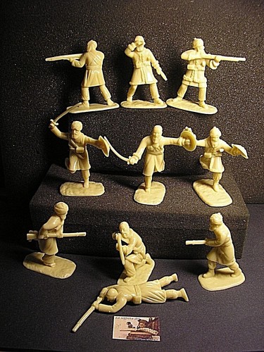 Soldatini armies plastic - in,