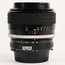 Nikon Nikkor 85 mm 1:1.8