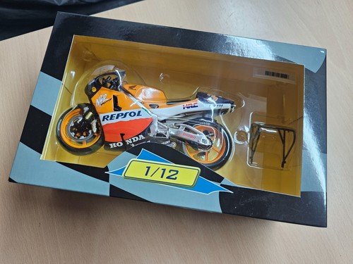Maqueta honda nsr500 repsol - honda,