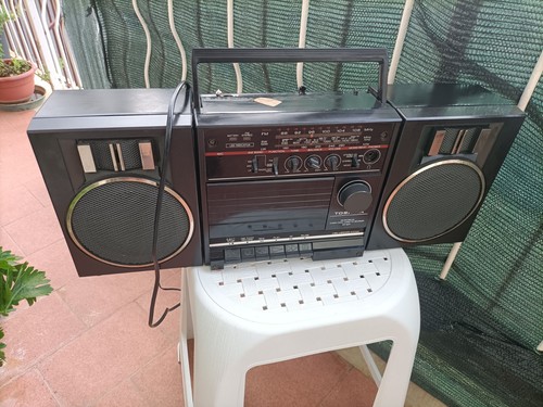 Toshiba sx1 boombox - toshiba, rt-sx1