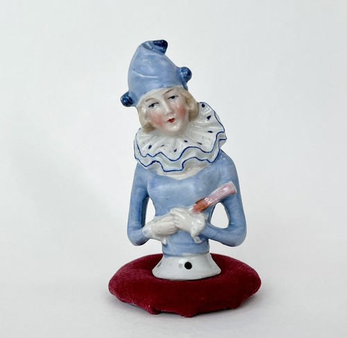 Clown pierrette lady pierrot - clown,