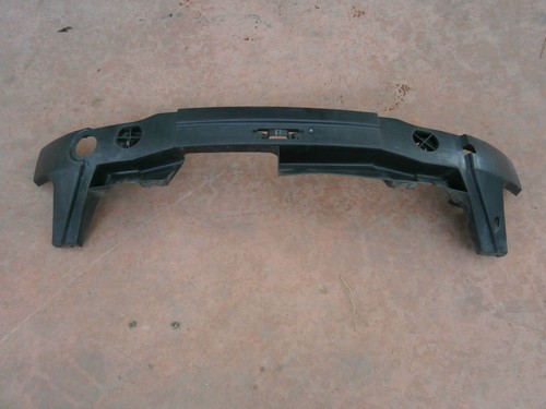 Ricambi auto supporto calandra - ricambi,