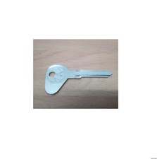 VW MAGGIOLINO KARMANN GHIA DAL 8.70- CHIAVE M GREZZA KEY BLANK M