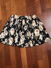 Gonna Ragazza Plissetata Nera Fantasia Fiori Tg. Unica Corta Elastico In Vita