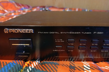 PIONEER F-551 TUNER SINTONIZZATORE RADIO HI-FI DIGITALE - FM AM - STEREO
