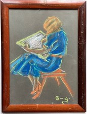 Pastello Donna Con Abito Blu E Giornale Monogrammato Anni '30 Vintage