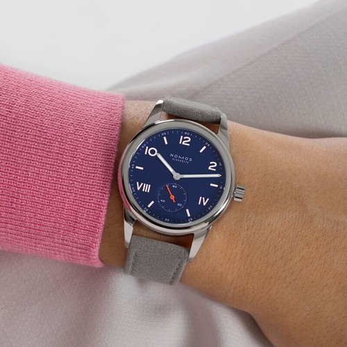 Nomos glashütte club - nomos, campus