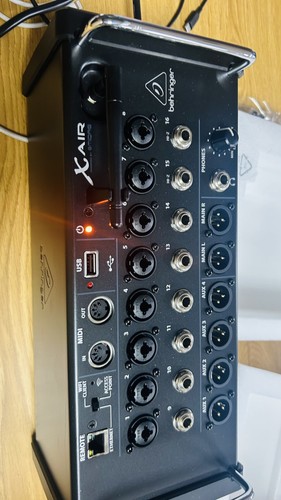 Behringer air xr16 - x,