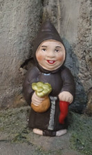 Monacello in terracotta porta