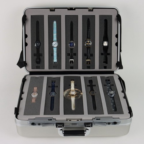 Swatch 007 james bond - swatch,