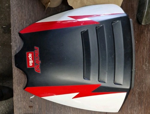 Unghia cover monoposto - unghia, aprilia