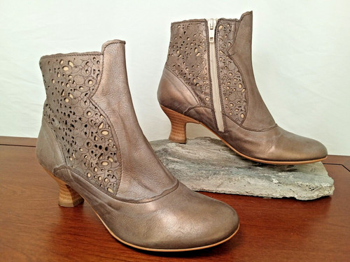 Laura italia donna tg - &,