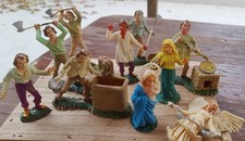 Lotto Dieci Statuine NARDI  In Plastica Per  Presepe