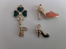 LOTTO N. 3 PENDENTI CIONDOLO CHARMS SMALTATI NUOVO