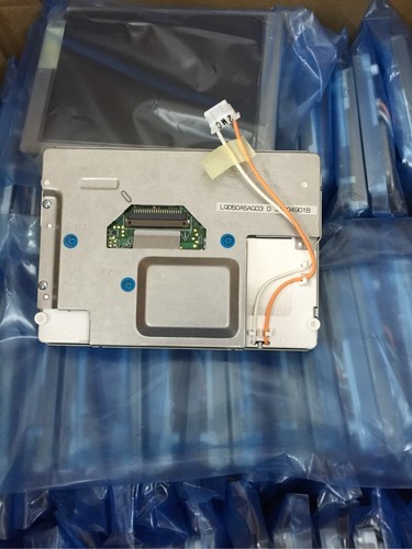 Lq050a5ag03 for touareg - 5'',