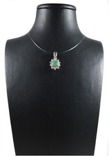 Ciondolo in Smeraldo, Cubic