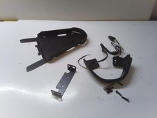 BMW scrambler scocca sotto sella con fanale led da riparare