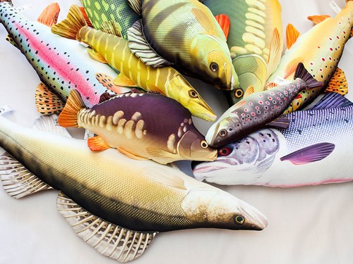 Peluche carpa pesce gatto