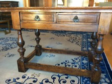 Raro Tavolo Antico Rettangolare in Noce del XVI Secolo 