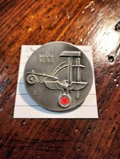 Spilla Festa dei lavoratori