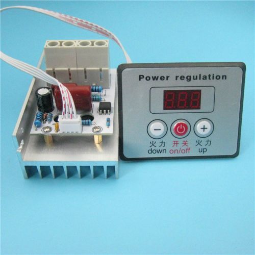 Regolatore tensione 220v - regolatore,