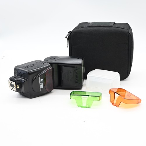 Nikon 700 speedlight - sb-700,
