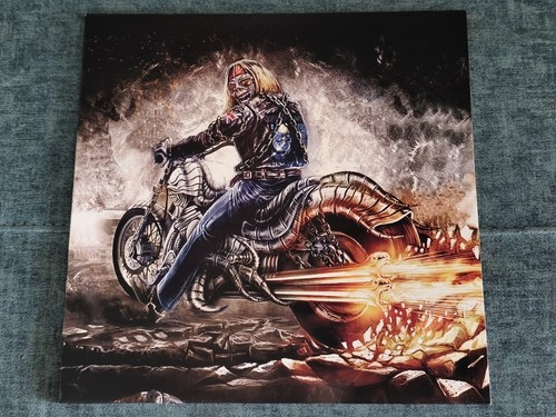 Iron maiden powerslave - "powerslave, in