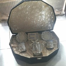 Antico servizio da caffè per