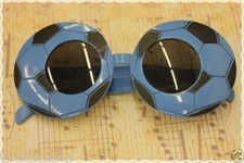 Occhiali montatura a forma di pallone da calcio lente nera COLORI A SCELTA