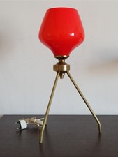 Lampada da tavolo tripode