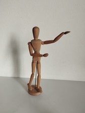 Manichino in legno artista