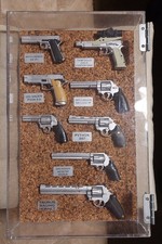 PISTOLE E REVOLVER DA COLLEZIONE  FABBRI EDITORE