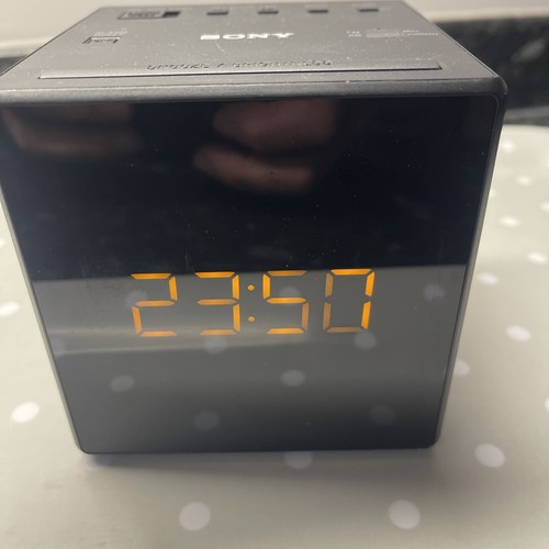 Sony icf black cube - sony, icf-c1